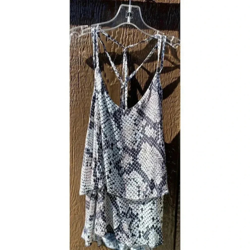 Chasor Women's Snake Print Tiered Cami top Size S lightweight